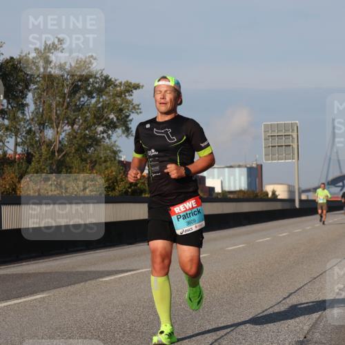 03.10.2025 - Köhlbrandbrückenlauf Luisa Fischer http://msf.ph/oto/9000722 03.10.2025 10:42:41 Position 3 3609 meine-sportfotos.de