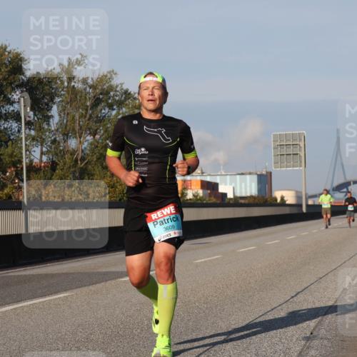 03.10.2025 - Köhlbrandbrückenlauf Luisa Fischer http://msf.ph/oto/9000725 03.10.2025 10:42:41 Position 3 3609 meine-sportfotos.de