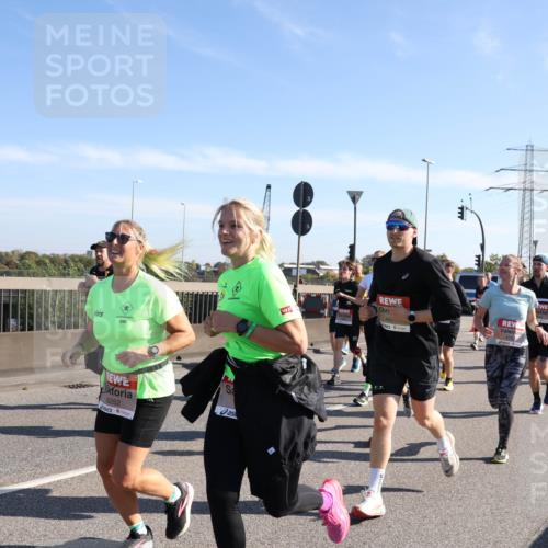 03.10.2025 - Köhlbrandbrückenlauf Julia Fischer http://msf.ph/oto/9000784 03.10.2025 12:16:00 Position 3 6252, 445 meine-sportfotos.de
