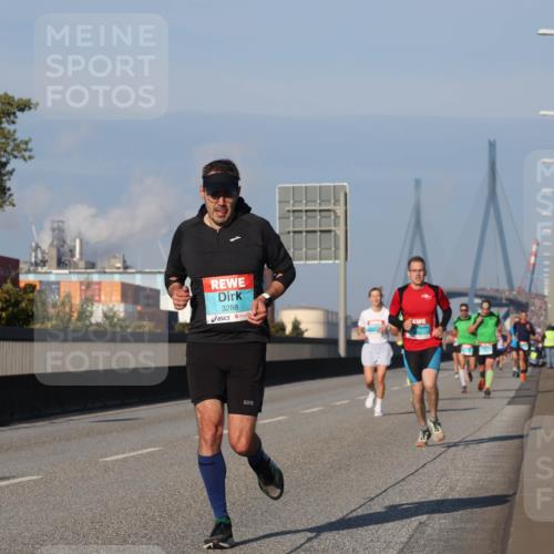 03.10.2025 - Köhlbrandbrückenlauf Luisa Fischer http://msf.ph/oto/9000994 03.10.2025 10:43:00 Position 3 3288 meine-sportfotos.de