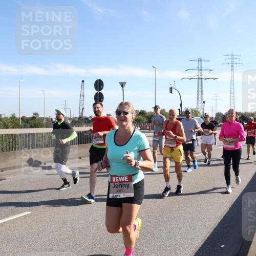03.10.2025 - Köhlbrandbrückenlauf Julia Fischer http://msf.ph/oto/9001010 03.10.2025 12:16:40 Position 3 4700 meine-sportfotos.de