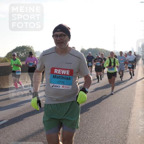 03.10.2025 - Köhlbrandbrückenlauf Fabian Wolf http://msf.ph/oto/9001013 03.10.2025 09:17:23 Position 3 1776 meine-sportfotos.de