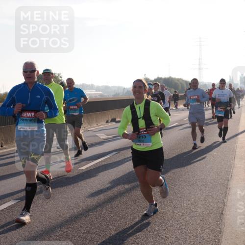03.10.2025 - Köhlbrandbrückenlauf Fabian Wolf http://msf.ph/oto/9001080 03.10.2025 09:17:25 Position 3 1473, 1302, 1836 meine-sportfotos.de