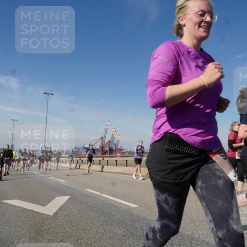 03.10.2025 - Köhlbrandbrückenlauf Matties Gatica Varas http://msf.ph/oto/9001120 03.10.2025 12:54:17 Position 2  meine-sportfotos.de