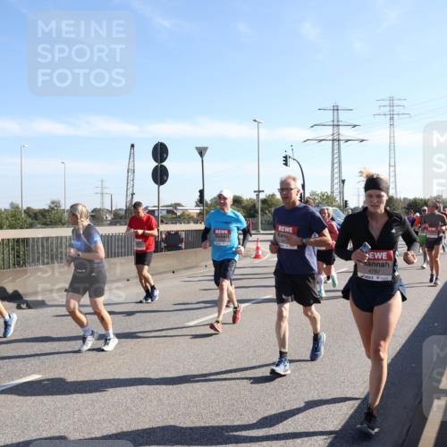 03.10.2025 - Köhlbrandbrückenlauf Julia Fischer http://msf.ph/oto/9001121 03.10.2025 12:16:52 Position 3 4797 meine-sportfotos.de