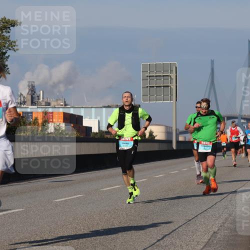03.10.2025 - Köhlbrandbrückenlauf Luisa Fischer http://msf.ph/oto/9001131 03.10.2025 10:43:08 Position 3 3715, 3720, 2703 meine-sportfotos.de