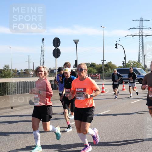 03.10.2025 - Köhlbrandbrückenlauf Julia Fischer http://msf.ph/oto/9001134 03.10.2025 12:16:54 Position 3 4408, 5063 meine-sportfotos.de