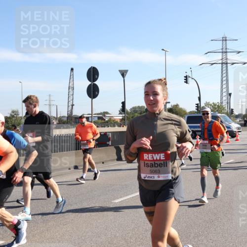 03.10.2025 - Köhlbrandbrückenlauf Julia Fischer http://msf.ph/oto/9001138 03.10.2025 12:16:55 Position 3 4408, 5063 meine-sportfotos.de