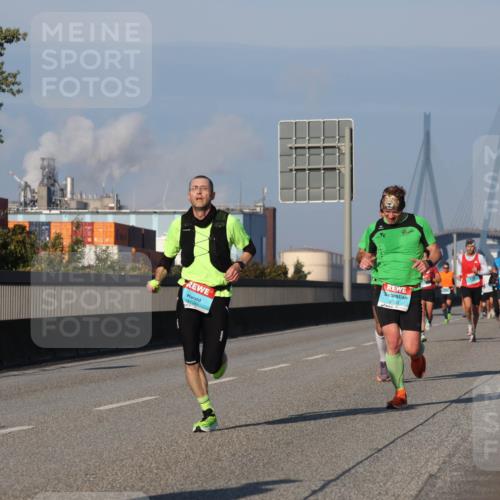 03.10.2025 - Köhlbrandbrückenlauf Luisa Fischer http://msf.ph/oto/9001152 03.10.2025 10:43:08 Position 3 3720, 2703 meine-sportfotos.de