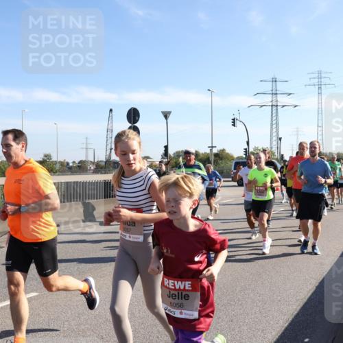 03.10.2025 - Köhlbrandbrückenlauf Julia Fischer http://msf.ph/oto/9001217 03.10.2025 12:17:04 Position 3 4799, 5057, 6056 meine-sportfotos.de