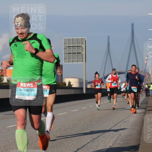 03.10.2025 - Köhlbrandbrückenlauf Luisa Fischer http://msf.ph/oto/9001219 03.10.2025 10:43:12 Position 3 2703, 04 meine-sportfotos.de