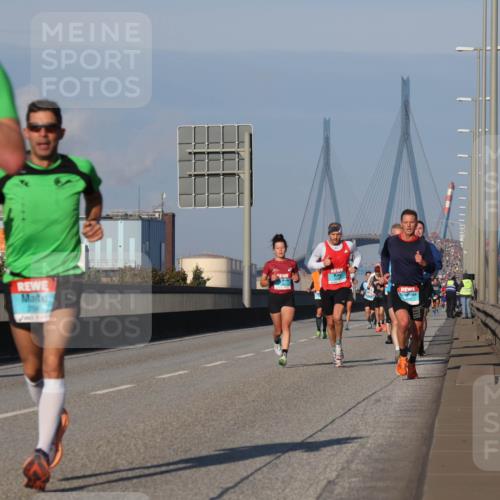 03.10.2025 - Köhlbrandbrückenlauf Luisa Fischer http://msf.ph/oto/9001225 03.10.2025 10:43:13 Position 3  meine-sportfotos.de