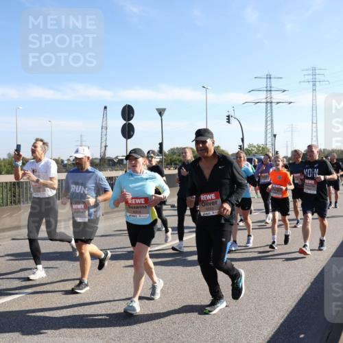 03.10.2025 - Köhlbrandbrückenlauf Julia Fischer http://msf.ph/oto/9001266 03.10.2025 12:17:10 Position 3 4314, 6353 meine-sportfotos.de