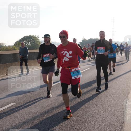 03.10.2025 - Köhlbrandbrückenlauf Fabian Wolf http://msf.ph/oto/9001310 03.10.2025 09:17:31 Position 3 1489, 3353, 1397 meine-sportfotos.de