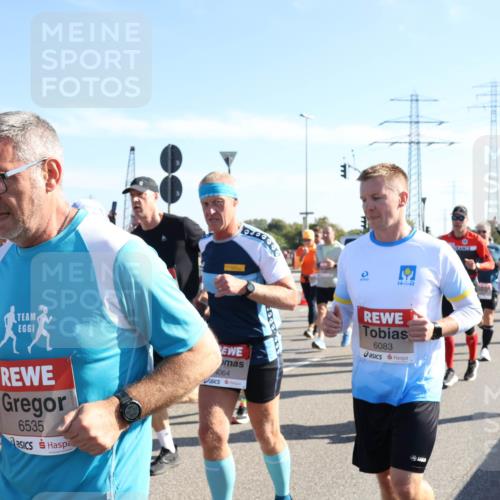 03.10.2025 - Köhlbrandbrückenlauf Julia Fischer http://msf.ph/oto/9001340 03.10.2025 12:17:21 Position 3 6535, 4064, 6083 meine-sportfotos.de