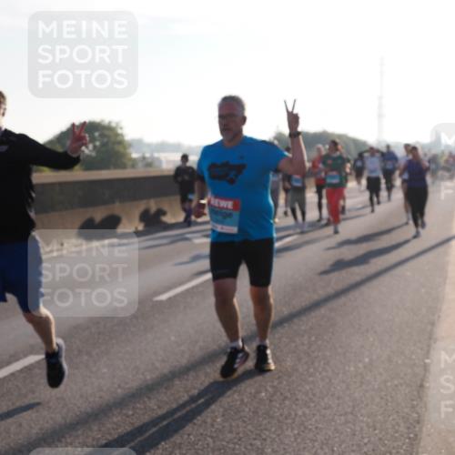 03.10.2025 - Köhlbrandbrückenlauf Fabian Wolf http://msf.ph/oto/9001431 03.10.2025 09:17:34 Position 3  meine-sportfotos.de