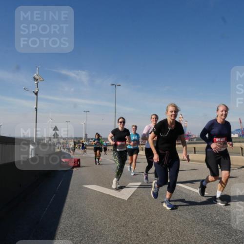 03.10.2025 - Köhlbrandbrückenlauf Matties Gatica Varas http://msf.ph/oto/9001463 03.10.2025 12:54:42 Position 2  meine-sportfotos.de
