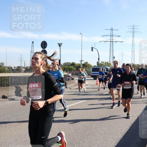 03.10.2025 - Köhlbrandbrückenlauf Julia Fischer http://msf.ph/oto/9001485 03.10.2025 12:17:38 Position 3 4307 meine-sportfotos.de