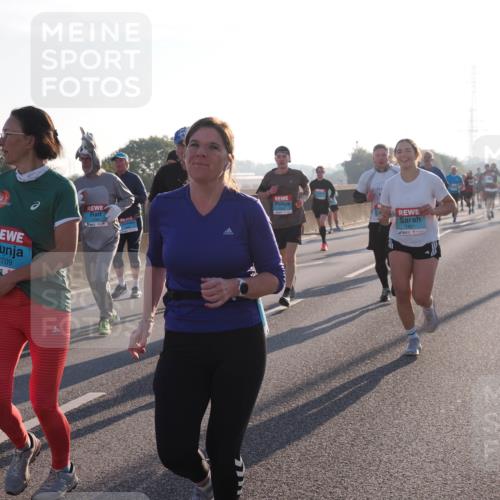 03.10.2025 - Köhlbrandbrückenlauf Fabian Wolf http://msf.ph/oto/9001619 03.10.2025 09:17:38 Position 3 3707, 3709, 6, 1289, 1401 meine-sportfotos.de