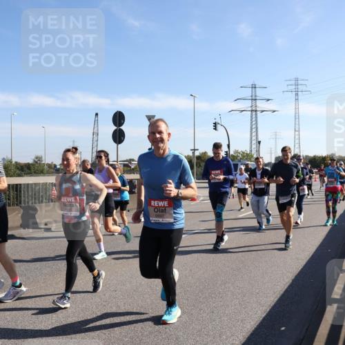 03.10.2025 - Köhlbrandbrückenlauf Julia Fischer http://msf.ph/oto/9001628 03.10.2025 12:17:57 Position 3 4816, 6697 meine-sportfotos.de