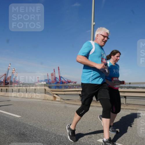 03.10.2025 - Köhlbrandbrückenlauf Matties Gatica Varas http://msf.ph/oto/9001631 03.10.2025 12:54:54 Position 2  meine-sportfotos.de