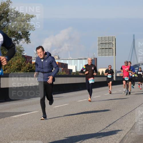 03.10.2025 - Köhlbrandbrückenlauf Luisa Fischer http://msf.ph/oto/9001632 03.10.2025 10:43:35 Position 3  meine-sportfotos.de