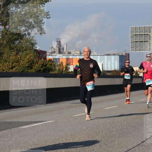 03.10.2025 - Köhlbrandbrückenlauf Luisa Fischer http://msf.ph/oto/9001674 03.10.2025 10:43:37 Position 3 1020 meine-sportfotos.de