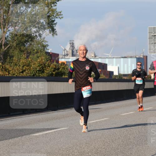 03.10.2025 - Köhlbrandbrückenlauf Luisa Fischer http://msf.ph/oto/9001684 03.10.2025 10:43:38 Position 3 1020 meine-sportfotos.de