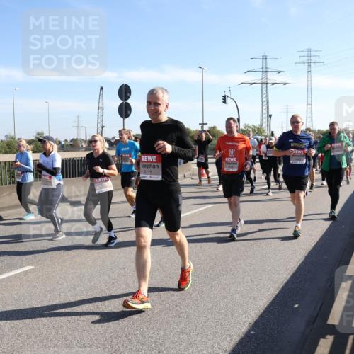 03.10.2025 - Köhlbrandbrückenlauf Julia Fischer http://msf.ph/oto/9001709 03.10.2025 12:18:08 Position 3 5115 meine-sportfotos.de