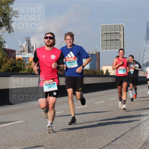 03.10.2025 - Köhlbrandbrückenlauf Luisa Fischer http://msf.ph/oto/9001735 03.10.2025 10:43:41 Position 3 1961, 1230 meine-sportfotos.de