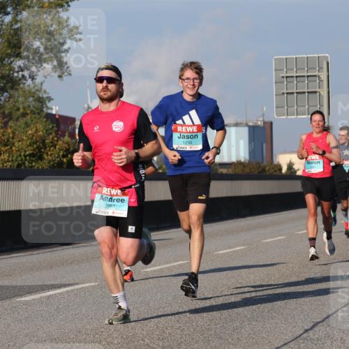 03.10.2025 - Köhlbrandbrückenlauf Luisa Fischer http://msf.ph/oto/9001737 03.10.2025 10:43:41 Position 3 2961, 4, 1230, 3249 meine-sportfotos.de