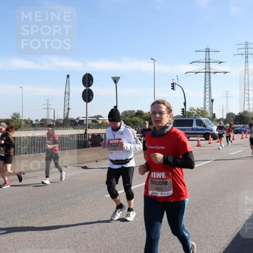 03.10.2025 - Köhlbrandbrückenlauf Julia Fischer http://msf.ph/oto/9001768 03.10.2025 12:18:17 Position 3 5329, 4869 meine-sportfotos.de