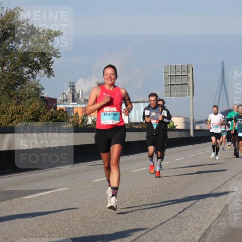 03.10.2025 - Köhlbrandbrückenlauf Luisa Fischer http://msf.ph/oto/9001795 03.10.2025 10:43:44 Position 3  meine-sportfotos.de