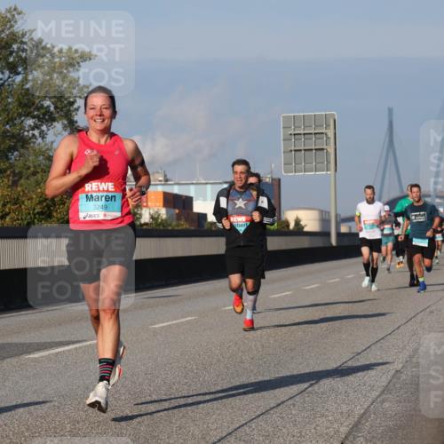 03.10.2025 - Köhlbrandbrückenlauf Luisa Fischer http://msf.ph/oto/9001808 03.10.2025 10:43:45 Position 3 3249 meine-sportfotos.de