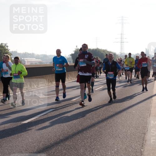 03.10.2025 - Köhlbrandbrückenlauf Fabian Wolf http://msf.ph/oto/9001855 03.10.2025 09:17:46 Position 3 12 meine-sportfotos.de