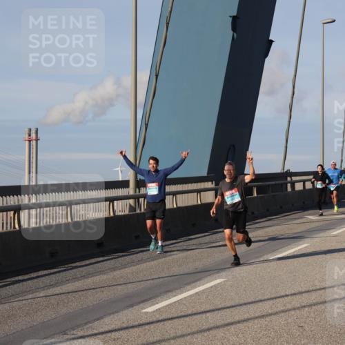 03.10.2025 - Köhlbrandbrückenlauf Julia Fischer http://msf.ph/oto/9001867 03.10.2025 09:40:02 Position 2  meine-sportfotos.de