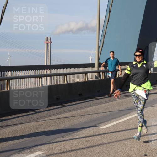 03.10.2025 - Köhlbrandbrückenlauf Julia Fischer http://msf.ph/oto/9001899 03.10.2025 09:40:14 Position 2 7979777711947 meine-sportfotos.de