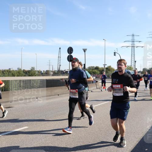 03.10.2025 - Köhlbrandbrückenlauf Julia Fischer http://msf.ph/oto/9001913 03.10.2025 12:18:53 Position 3 6189, 4825 meine-sportfotos.de