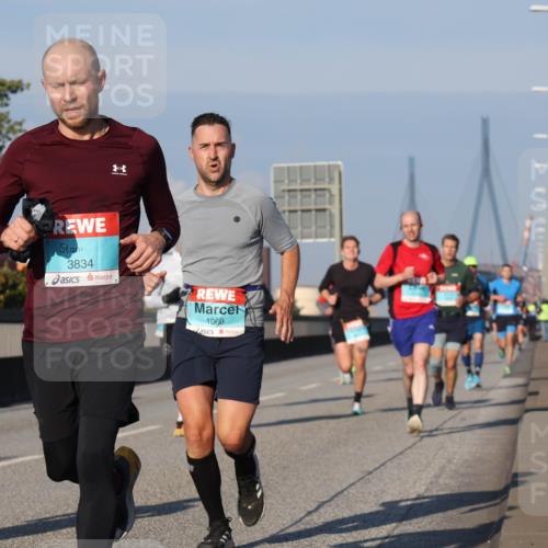03.10.2025 - Köhlbrandbrückenlauf Luisa Fischer http://msf.ph/oto/9002060 03.10.2025 10:43:57 Position 3 3834, 1069 meine-sportfotos.de