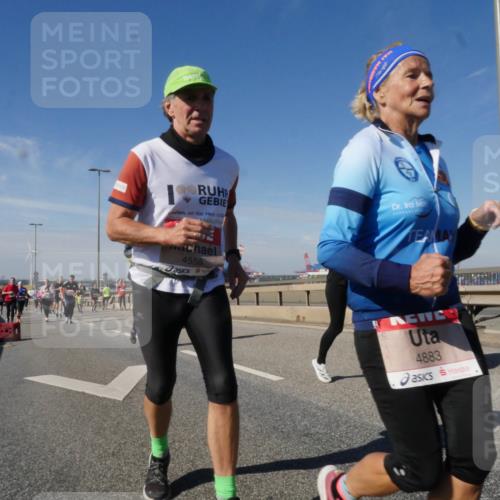 03.10.2025 - Köhlbrandbrückenlauf Matties Gatica Varas http://msf.ph/oto/9002100 03.10.2025 12:55:31 Position 2 4555, 4883 meine-sportfotos.de