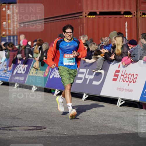 03.10.2025 - Köhlbrandbrückenlauf Michael Burmester http://msf.ph/oto/9002168 03.10.2025 10:05:38 Ziel 1119, 1340, 1424, 1962, 2698, 2743, 3484, 3579, 3716 meine-sportfotos.de