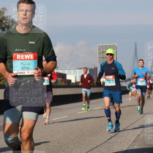 03.10.2025 - Köhlbrandbrückenlauf Luisa Fischer http://msf.ph/oto/9002170 03.10.2025 10:44:04 Position 3 35, 3763 meine-sportfotos.de