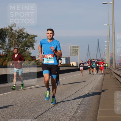 03.10.2025 - Köhlbrandbrückenlauf Luisa Fischer http://msf.ph/oto/9002238 03.10.2025 10:44:08 Position 3 1023 meine-sportfotos.de