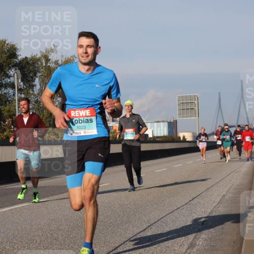 03.10.2025 - Köhlbrandbrückenlauf Luisa Fischer http://msf.ph/oto/9002252 03.10.2025 10:44:09 Position 3 1023, 1103 meine-sportfotos.de