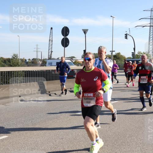 03.10.2025 - Köhlbrandbrückenlauf Julia Fischer http://msf.ph/oto/9002302 03.10.2025 12:19:46 Position 3 5840 meine-sportfotos.de