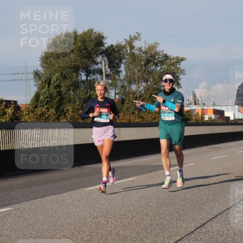 03.10.2025 - Köhlbrandbrückenlauf Luisa Fischer http://msf.ph/oto/9002386 03.10.2025 10:44:17 Position 3 1275, 3143 meine-sportfotos.de
