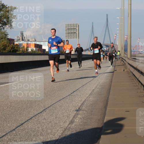 03.10.2025 - Köhlbrandbrückenlauf Luisa Fischer http://msf.ph/oto/9002488 03.10.2025 10:44:22 Position 3  meine-sportfotos.de