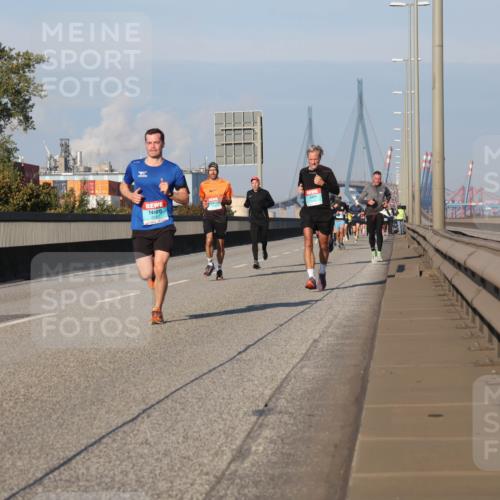 03.10.2025 - Köhlbrandbrückenlauf Luisa Fischer http://msf.ph/oto/9002497 03.10.2025 10:44:23 Position 3  meine-sportfotos.de