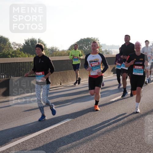 03.10.2025 - Köhlbrandbrückenlauf Fabian Wolf http://msf.ph/oto/9002518 03.10.2025 09:18:00 Position 3 1314, 101, 1272 meine-sportfotos.de