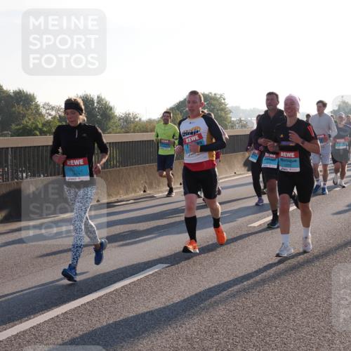 03.10.2025 - Köhlbrandbrückenlauf Fabian Wolf http://msf.ph/oto/9002526 03.10.2025 09:18:01 Position 3 3811, 1015, 1272 meine-sportfotos.de
